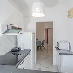 With Parking Space Banjole, - 17097 Apartman Pula