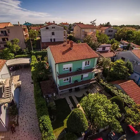 With Parking Space Banjole, - 17097 Pula