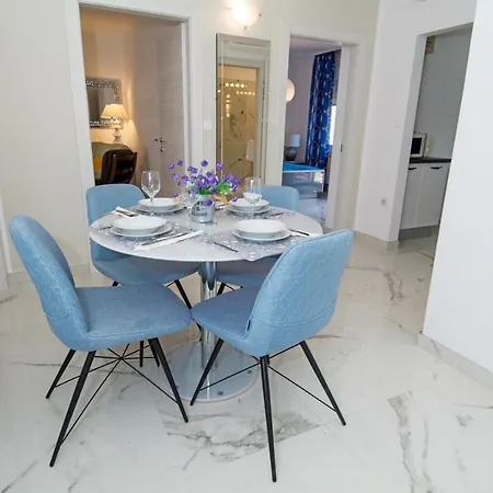 With Parking Space Banjole, - 17097 Apartman *