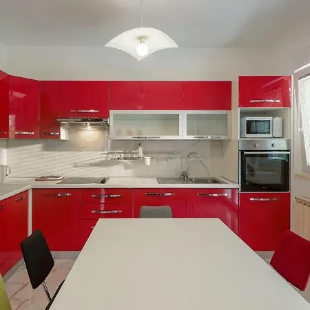 Apartman With Parking Space Banjole, - 17097 Pula