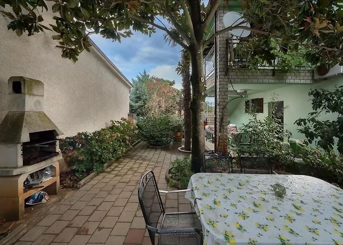 With Parking Space Banjole, - 17097 Πούλα